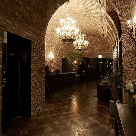 9 Brick Hotel-2